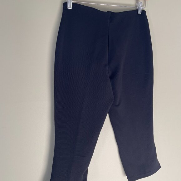 90's y2k Black Capri pants (size med large) - Picture 5 of 6